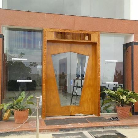 ホテル Airport Residency Devanahalli エクステリア 写真