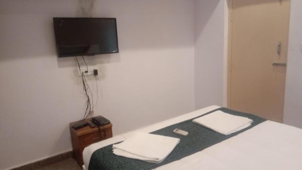 ホテル Airport Residency Devanahalli エクステリア 写真